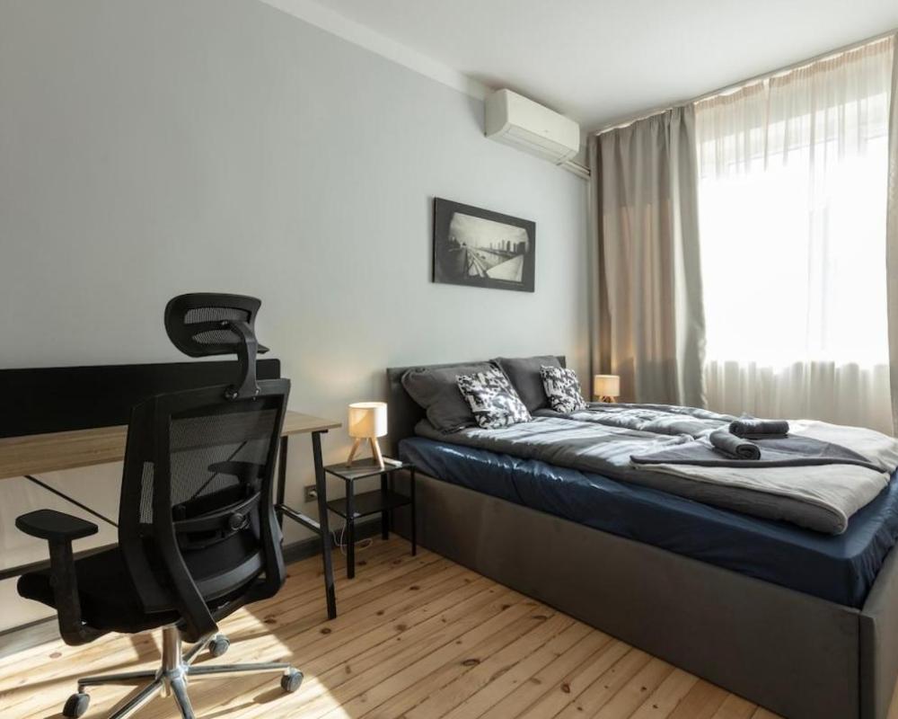 фото Downtown Stylish Flat