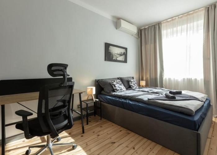Downtown Stylish Flat