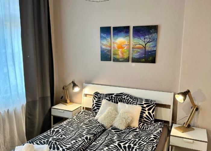 Superb 2 Bedroom Top Central Apartment