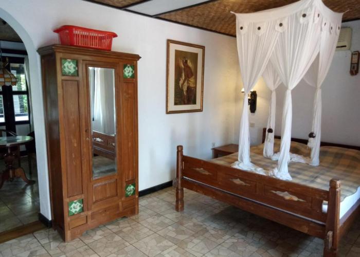 Adams homestay