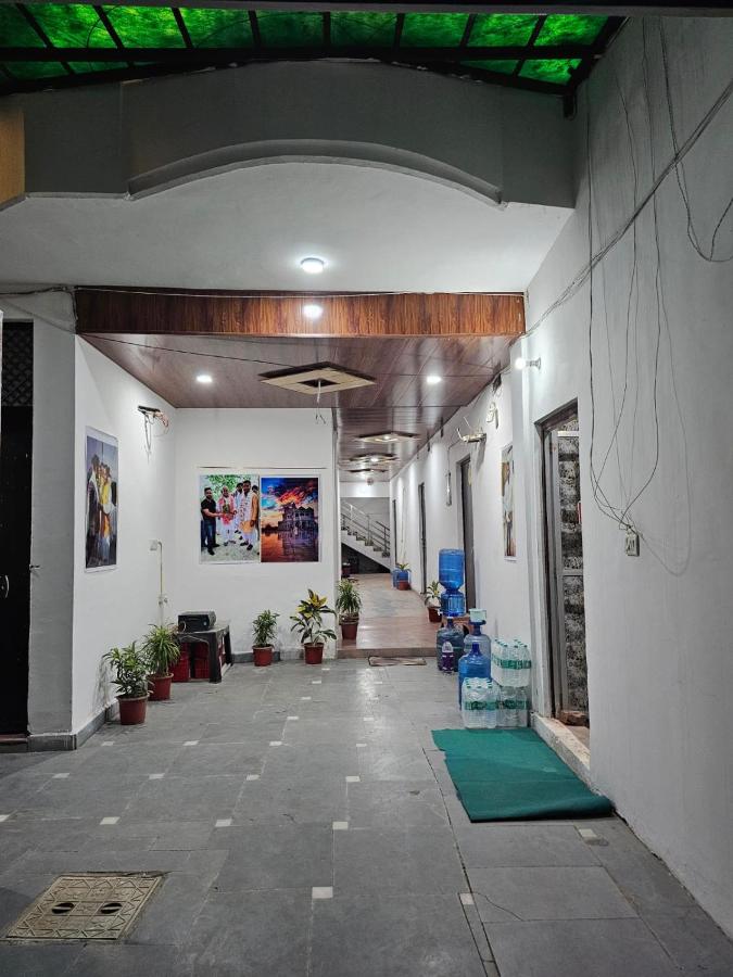 фото Divy Dhaam