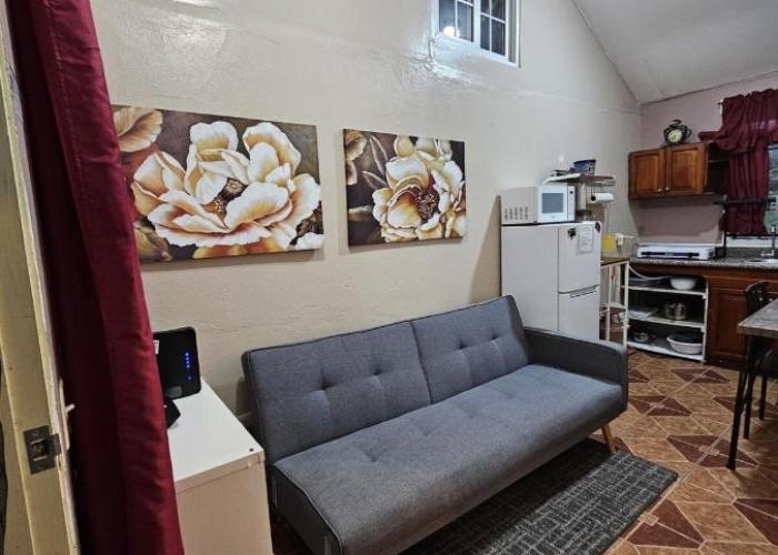 Lovely Flower Garden Apartment