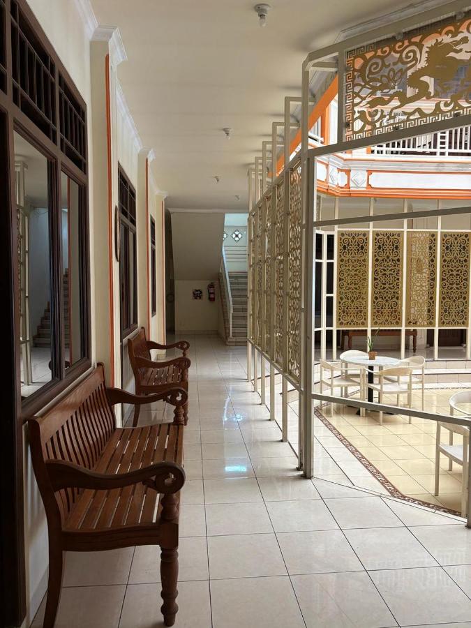 фото Hotel Dragon Palace