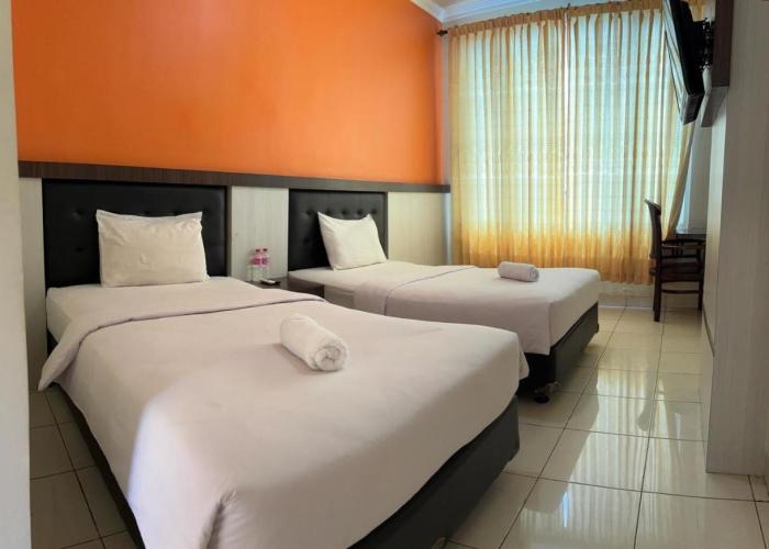 Hotel Dragon Palace