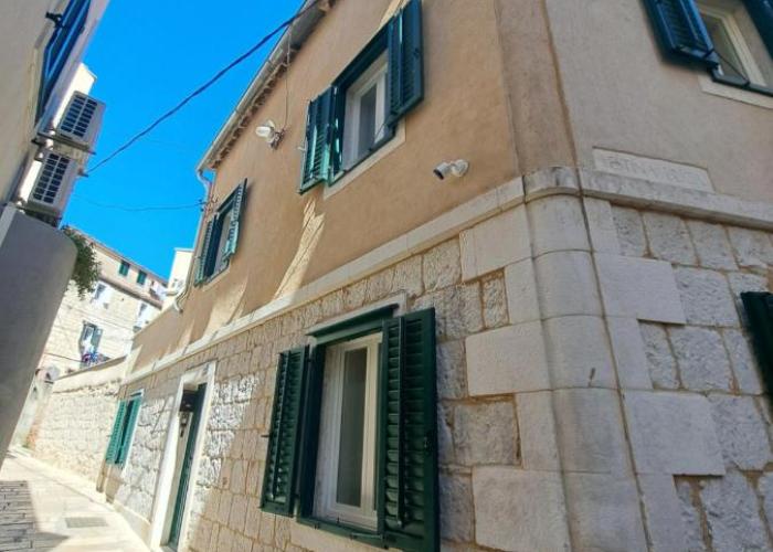 House Olenta - NEW from 2025