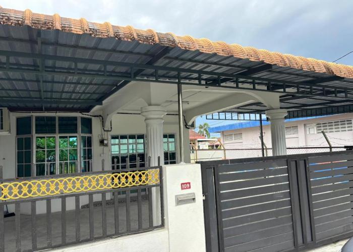 Rafeeqs Homestay