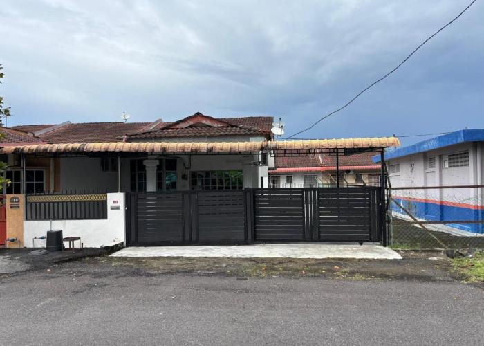 Rafeeqs Homestay