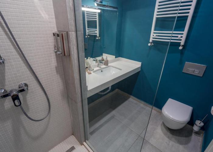 Aurora Peak Luxury Suites