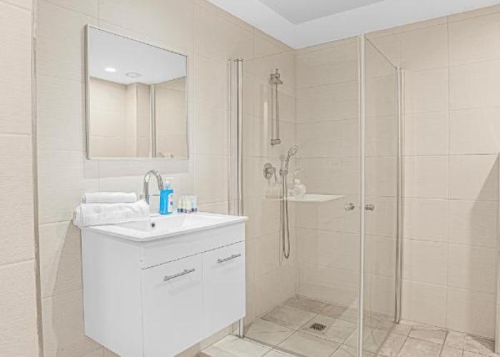 J&G Suites