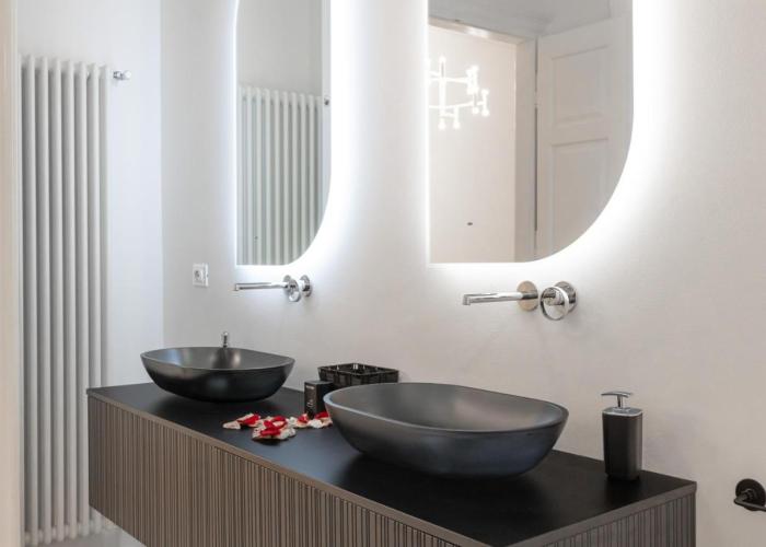 Jonathan Luxury Apartment Trieste Station
