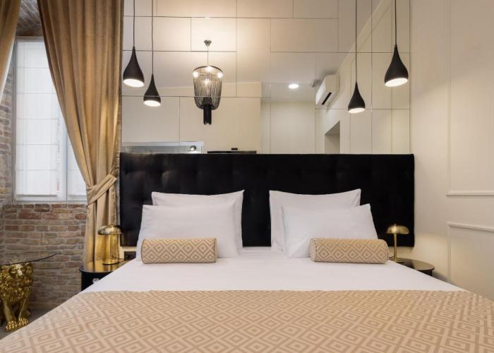 Luxury rooms GOLDEN PALACE CityCentre right next to Diocletian's Palace