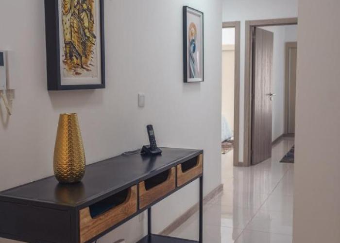 Comfortable & Well Located T3