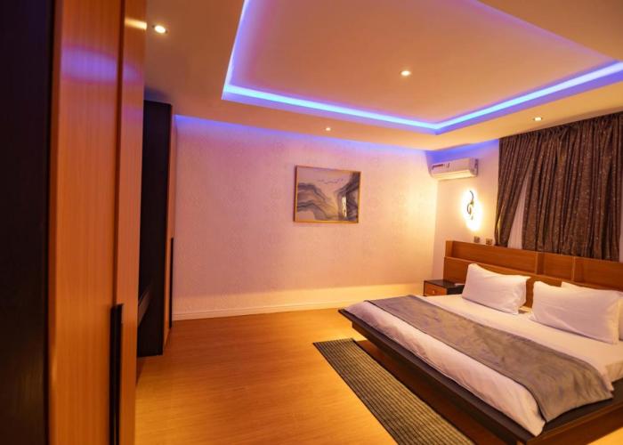 Db Continental Loft Apartment