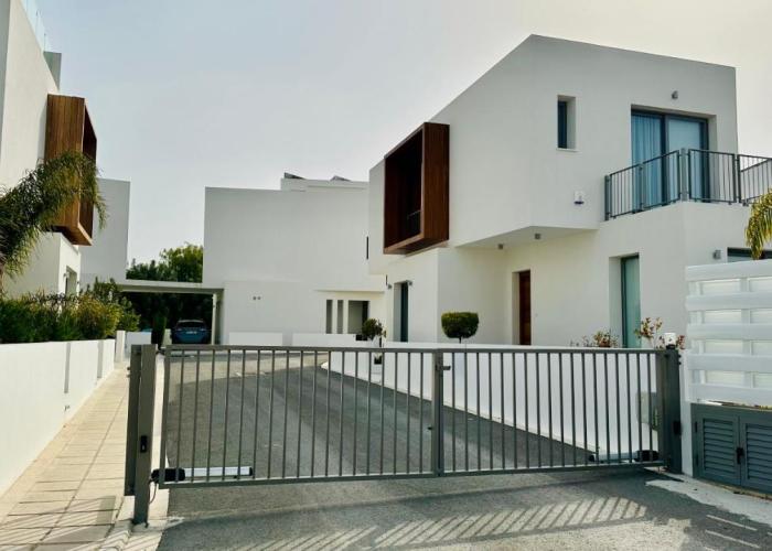 Luxury 4 bdr Villa Nerida