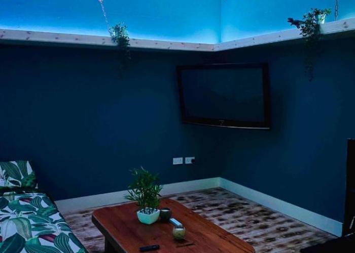 The Cosy Castaway