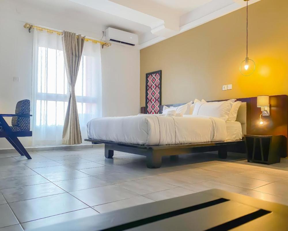 фото MANOU HOTEL
