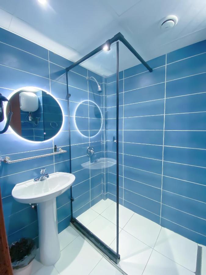 фото MANOU HOTEL