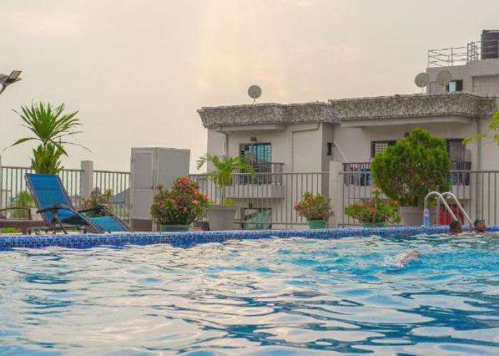 MANOU HOTEL