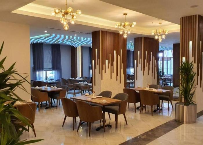 Dancenter Emerald Near Jeddah Corniche
