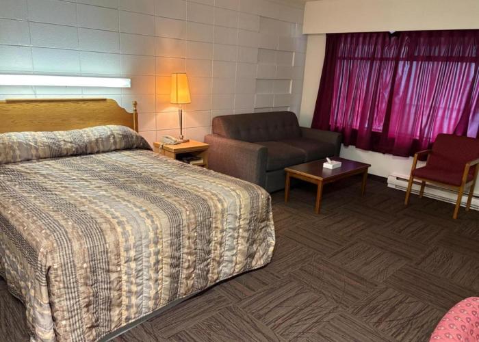 Camelot Court Motel