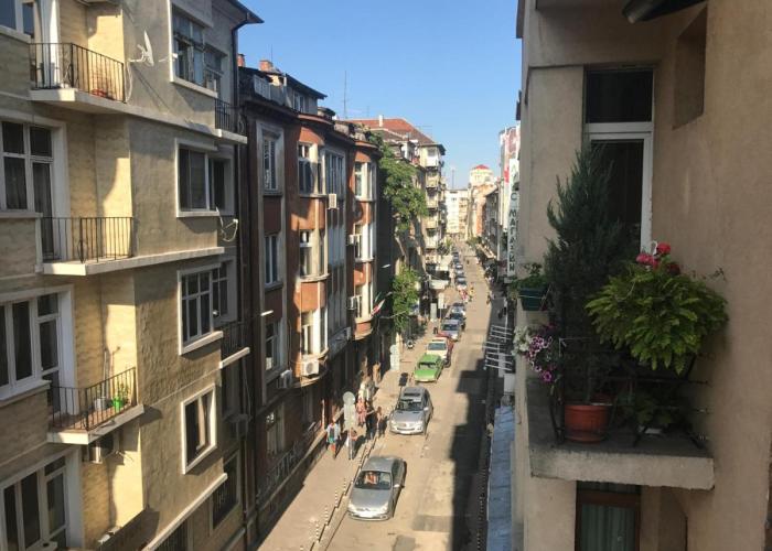 Beautiful Business Apartment - Ivan Denkoglu Street