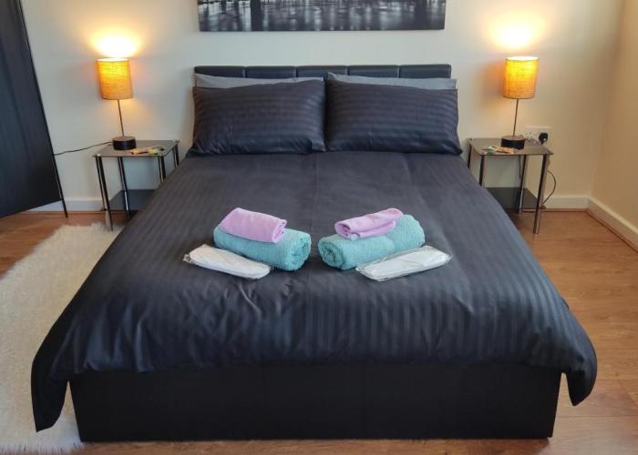 Modern Studio Flat in Wigan