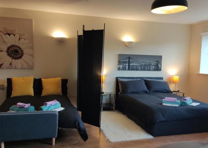 Modern Studio Flat in Wigan