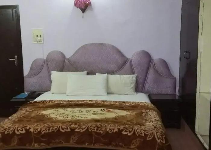 Green Lodge Guest House