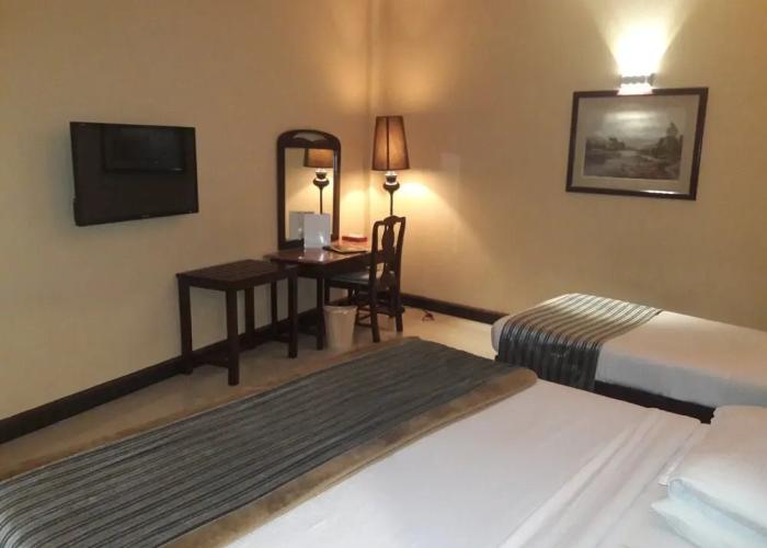 Hotel Grand