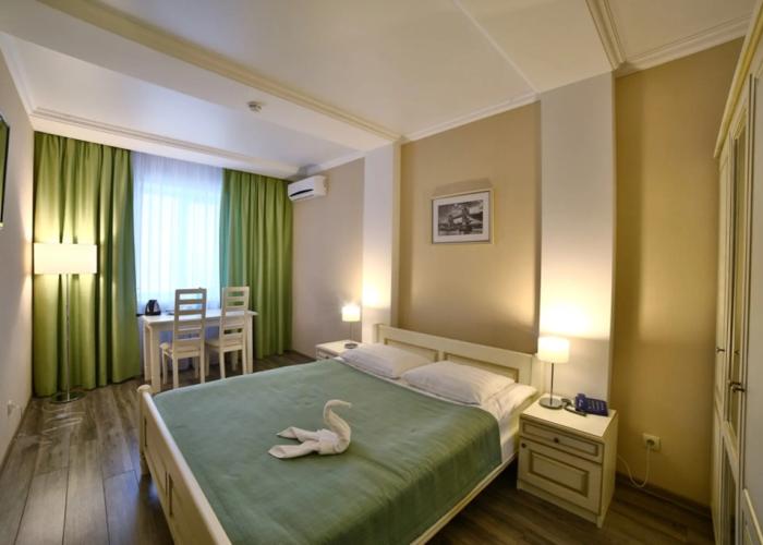 Hotel Voyage
