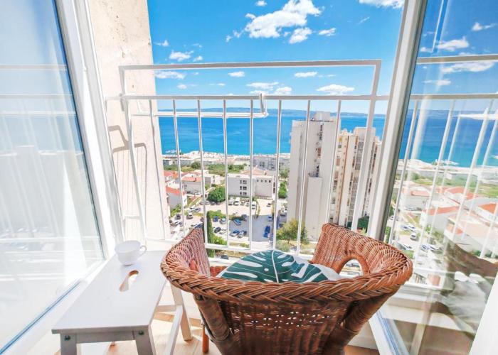 Moody apartment with an amazing view