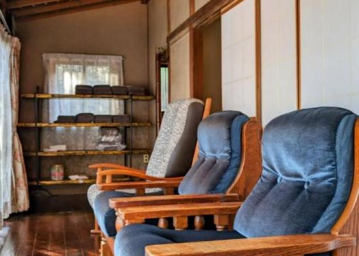 Holiday homes 1棟貸切で家族仲間と焚火バーベキューを楽しめる古民家NanasawaBasshouse