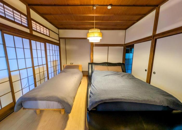 Holiday homes 1棟貸切で家族仲間と焚火バーベキューを楽しめる古民家NanasawaBasshouse