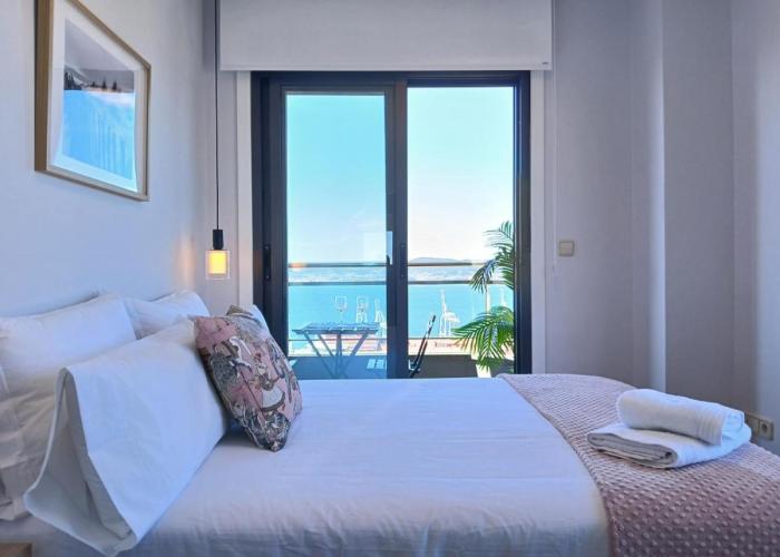 Atlantic flats Vigo free parking