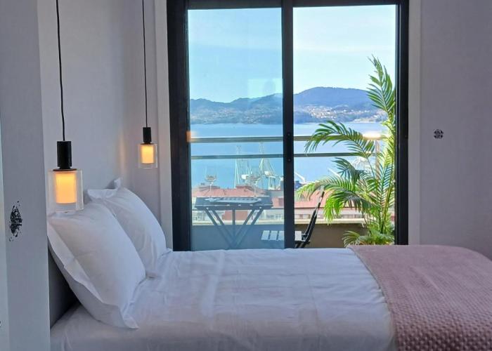 Atlantic flats Vigo free parking