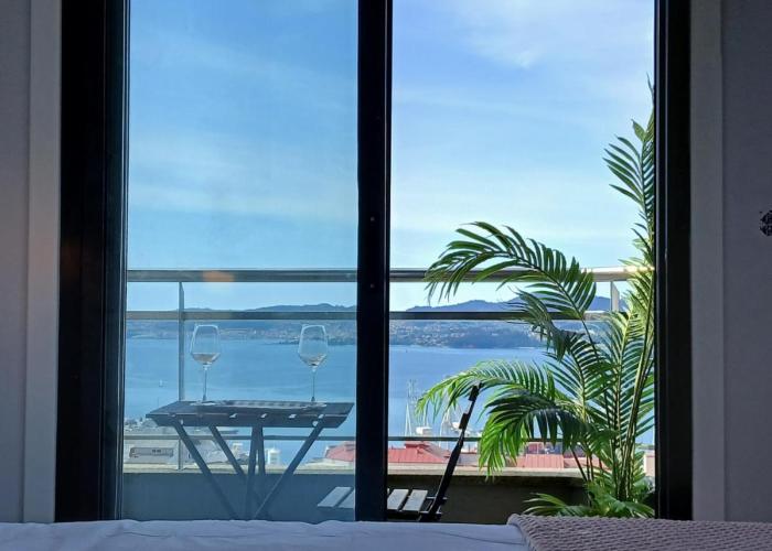 Atlantic flats Vigo free parking