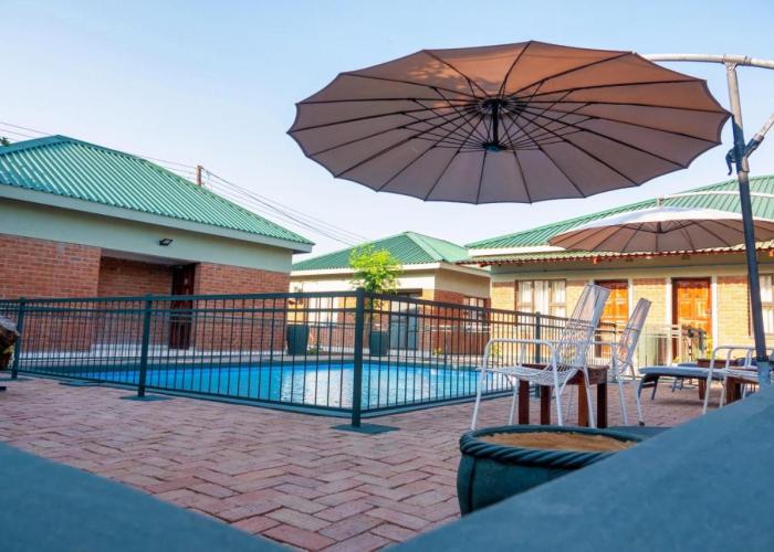 Victoria Falls Premier Lodge