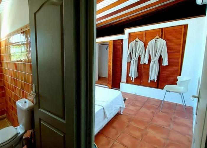 Simpson Bay Hill eco friendly caribbean cottage