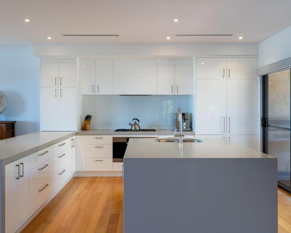 фото Ocean Views I Private Properties