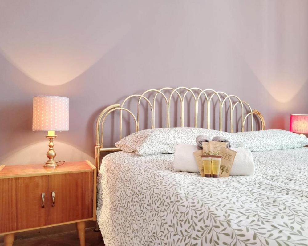 фото B7 Hostal