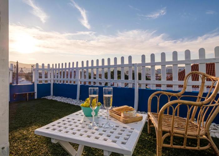 Y Quebedo - Boutique Apartments