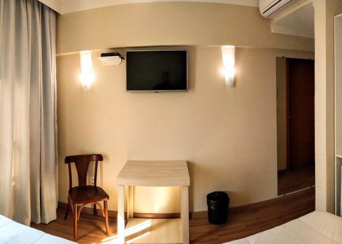 Turis Hotel