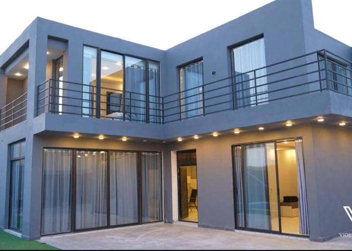 Violetta Villa Chalet