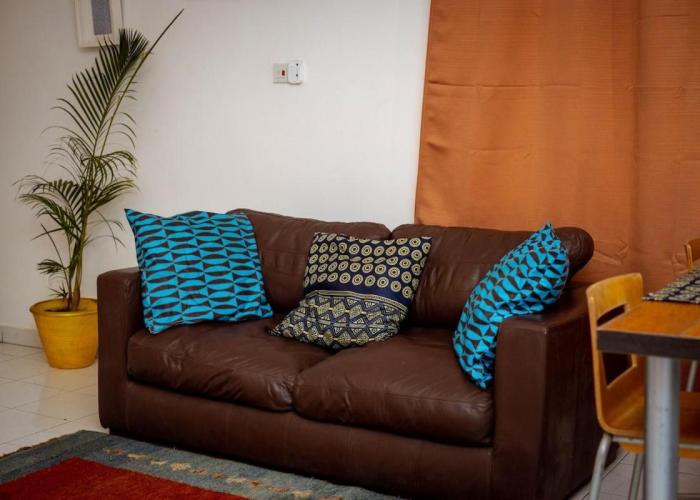 Superb and Modern Apartment in Tema Community 6