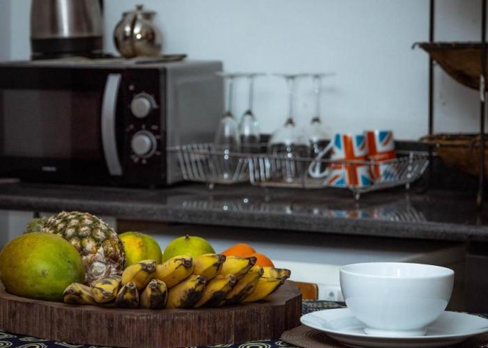 Superb and Modern Apartment in Tema Community 6