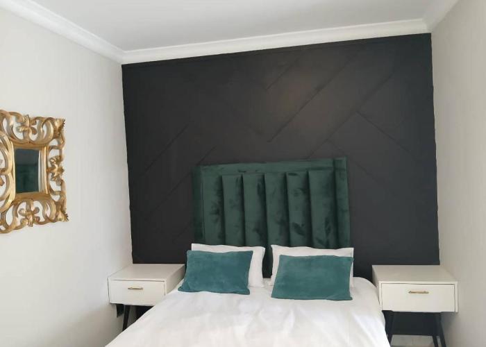 Budget Friendly And Modern Private Rooms