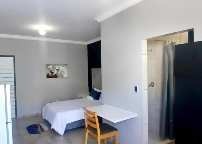 Budget Friendly And Modern Private Rooms