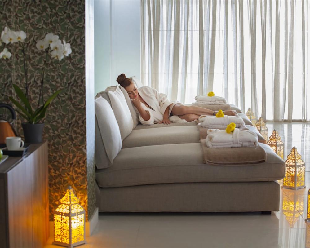 фото King Evelthon Beach Hotel & Resort