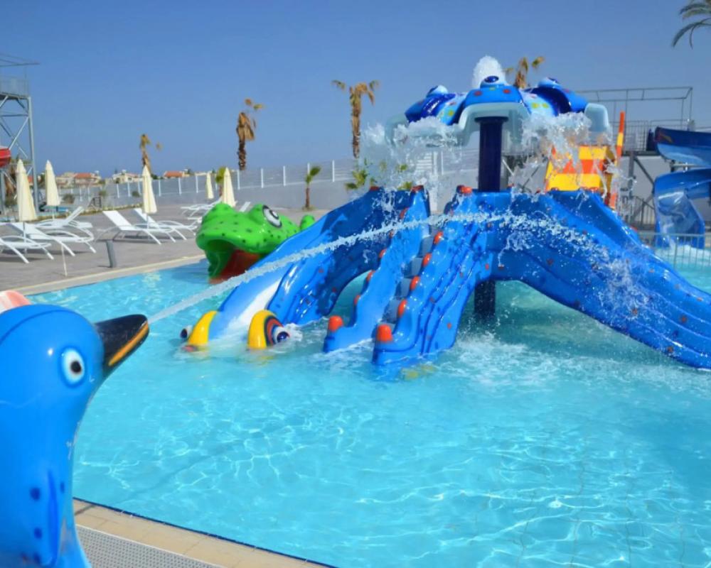 фото King Evelthon Beach Hotel & Resort