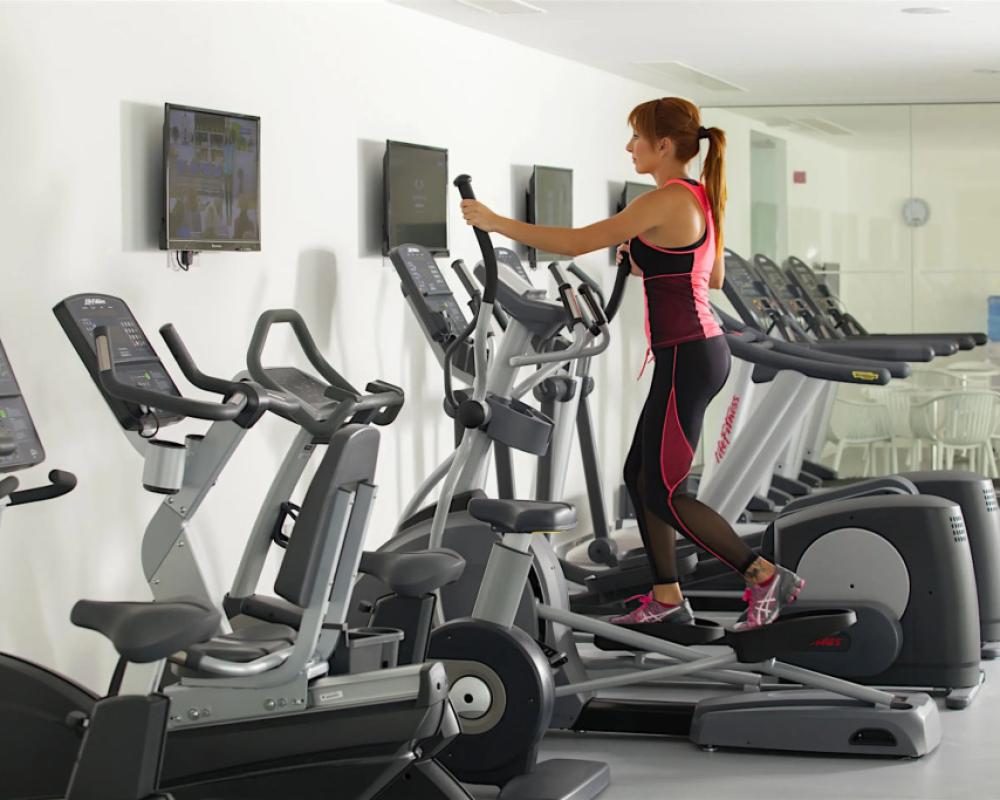 фото King Evelthon Beach Hotel & Resort